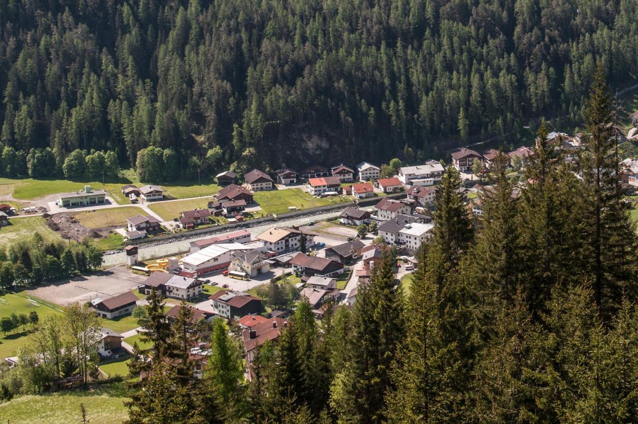 Pension Alpenblick Steeg Exteriér fotografie