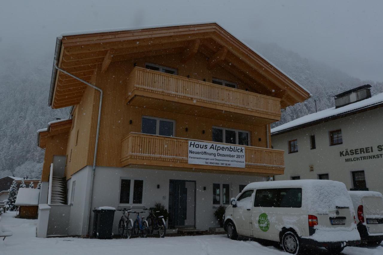 Pension Alpenblick Steeg Exteriér fotografie